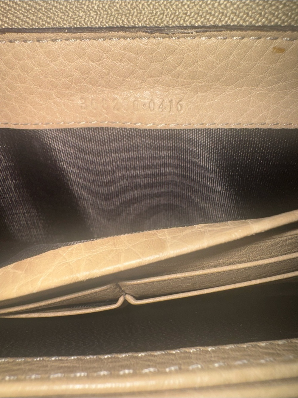 Gucci Soho Leather Zip long Wallet with Tassel and COA - Picture 5 of 7